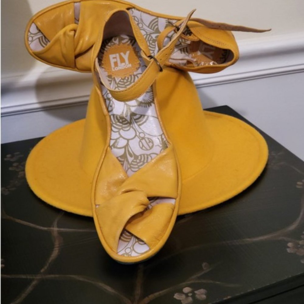 YELLOW FLY LONDON SANDALS